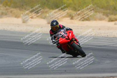 media/Apr-10-2022-SoCal Trackdays (Sun) [[f104b12566]]/Turn 10 (1pm)/